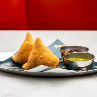 Chowpati Samosa